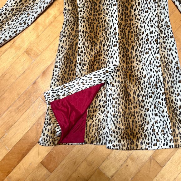 Stone Ridge Faux Leopard Coat - Picture 5 of 6